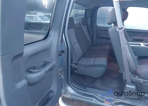 2010 Chevrolet Silverado 1500 Ls from USA, damaged, VIN 1GCSKREA5AZ189685